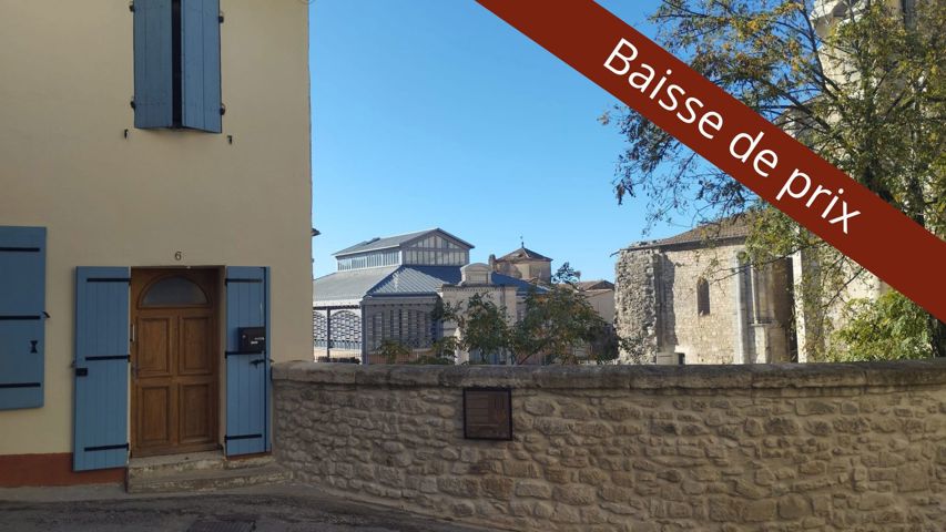 Immeuble à appartements - À vendre - 30800 Saint-Gilles