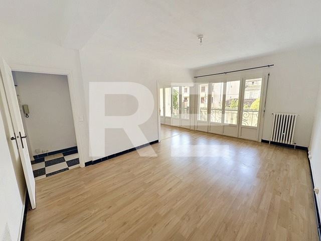 Appartement - À vendre - 30000 Nîmes