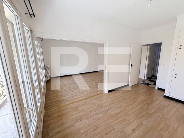 Appartement - À vendre - 30000 Nîmes