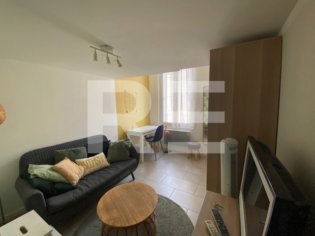 Studio - À vendre - 30000 Nîmes