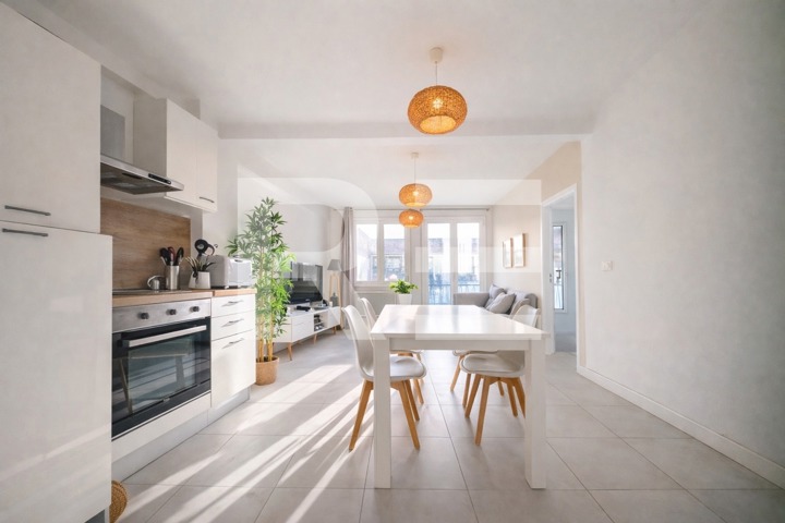 Appartement - À vendre - 30000 Nîmes