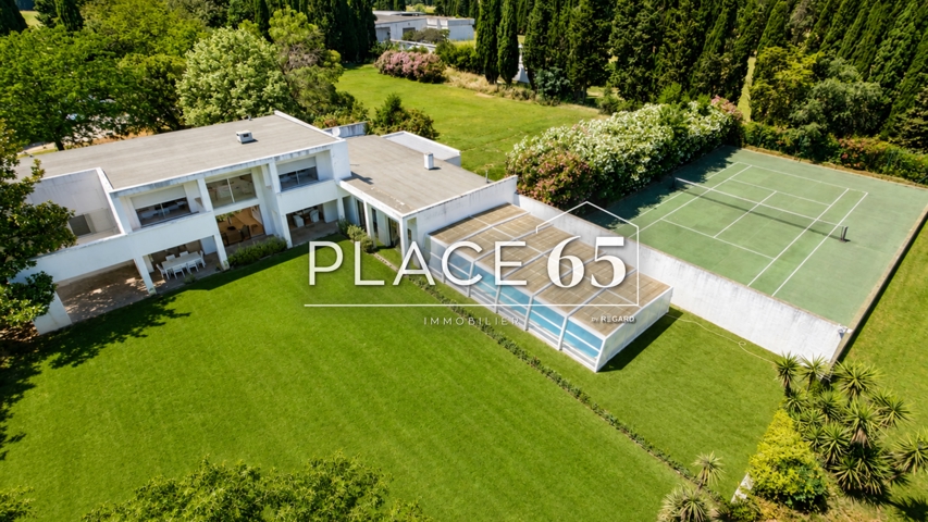 Villa - À vendre -  