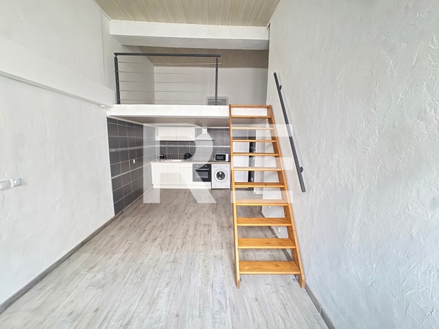 Appartement - À vendre - 30900 Nîmes