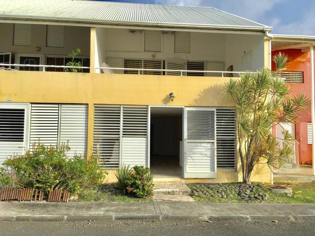 Appartement - À vendre - 97160 Le Moule