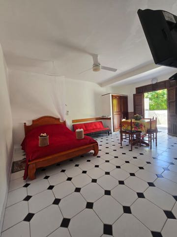 Maison - À louer - 97231 Le Robert
