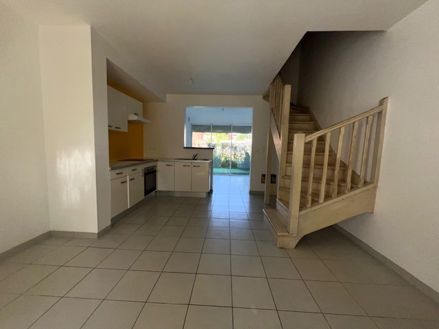 Appartement - À louer - 97280 Le Vauclin