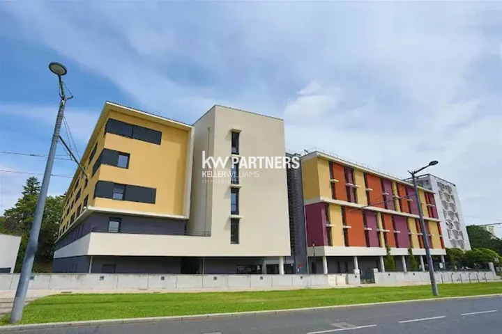 Appartement - À vendre - 69800 SAINT PRIEST