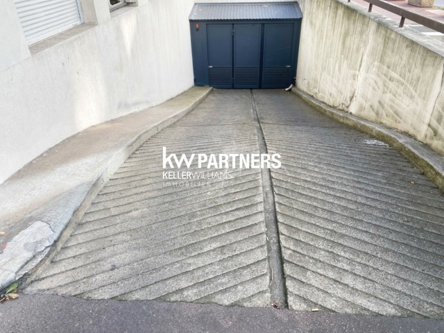 Garage (ferme) - À vendre - 75010 PARIS 10