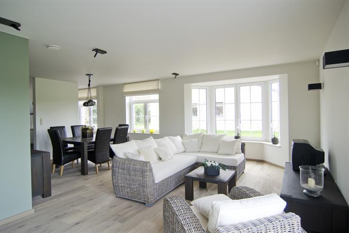 Villa - te koop - 1180 Ukkel