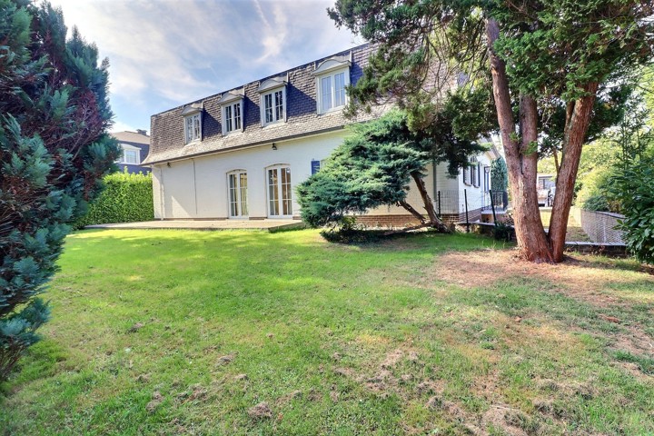 Huis - te koop - 1410 Waterloo