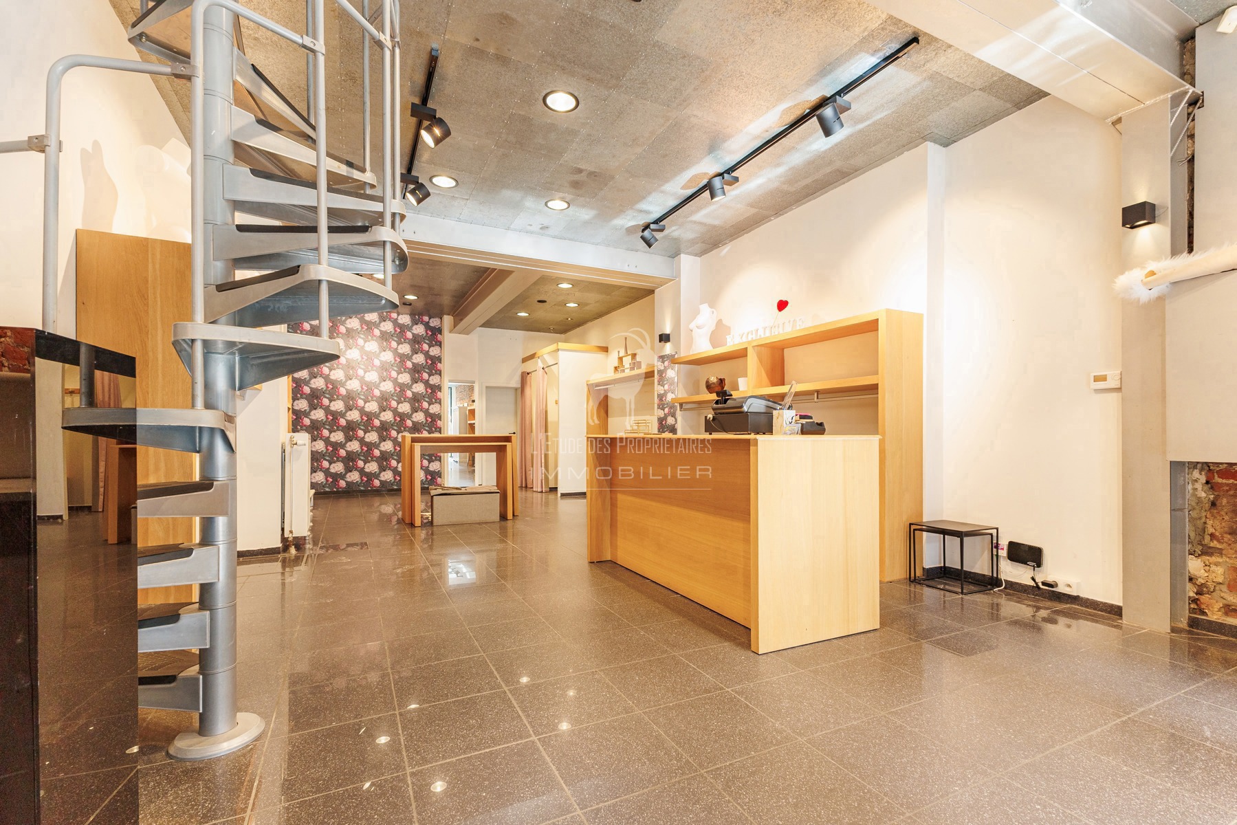 Maison à louer à La louviere (7100) — 1 000 €/mois — 2 ch. — 172 m²  | L'Étude des Propriétaires