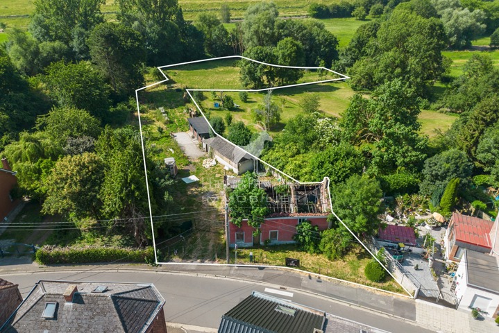Grand terrain à bâtir à vendre sur LE ROEULX