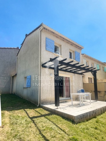 Maison deux chambres � vendre � Salavas (France)