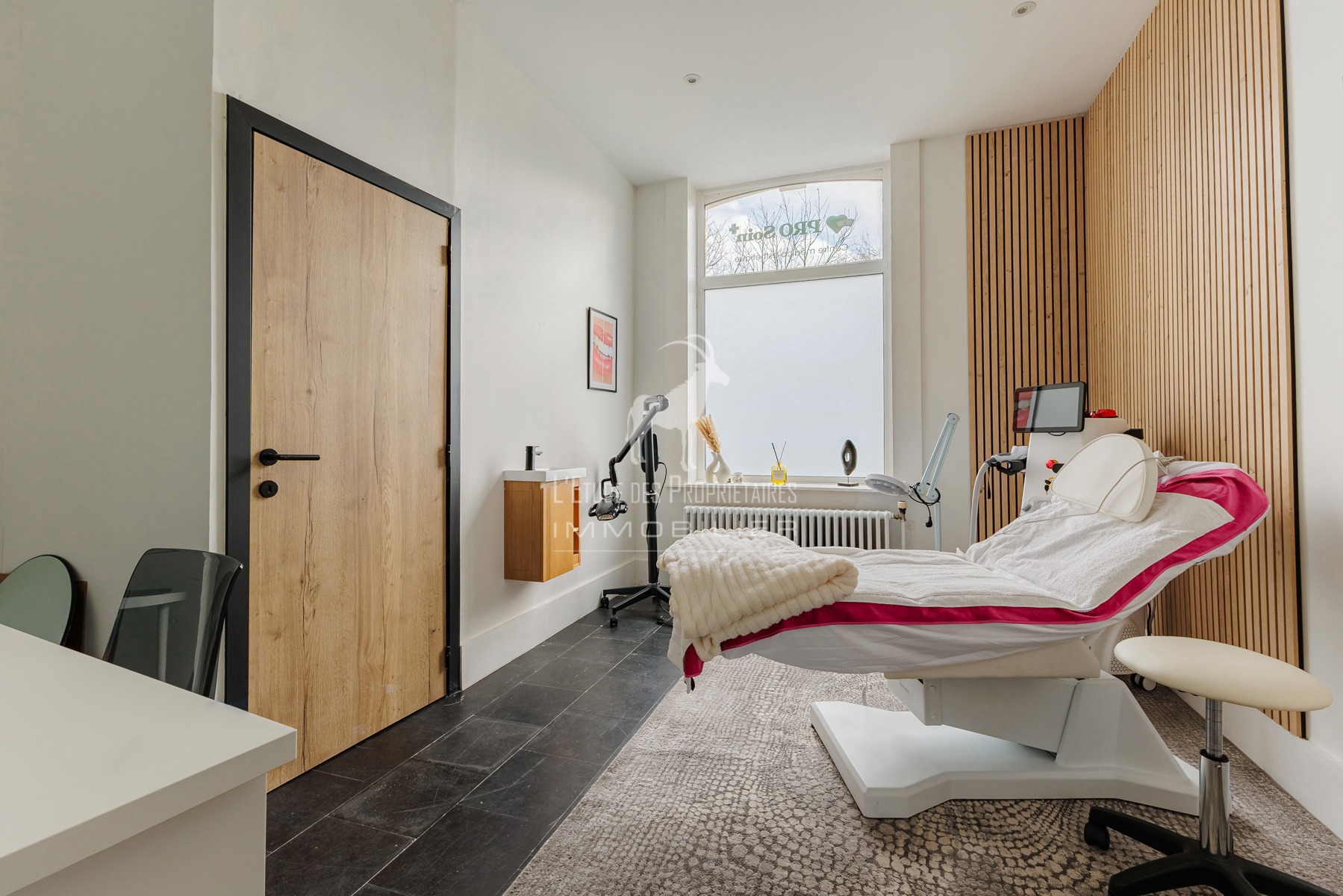 Commercieel te huur in Morlanwelz (7140) — 1 925 €/mnd — 27 m²  | L'Étude des Propriétaires