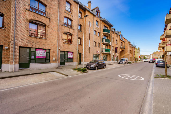Rez commercial - à vendre - 1340 Ottignies