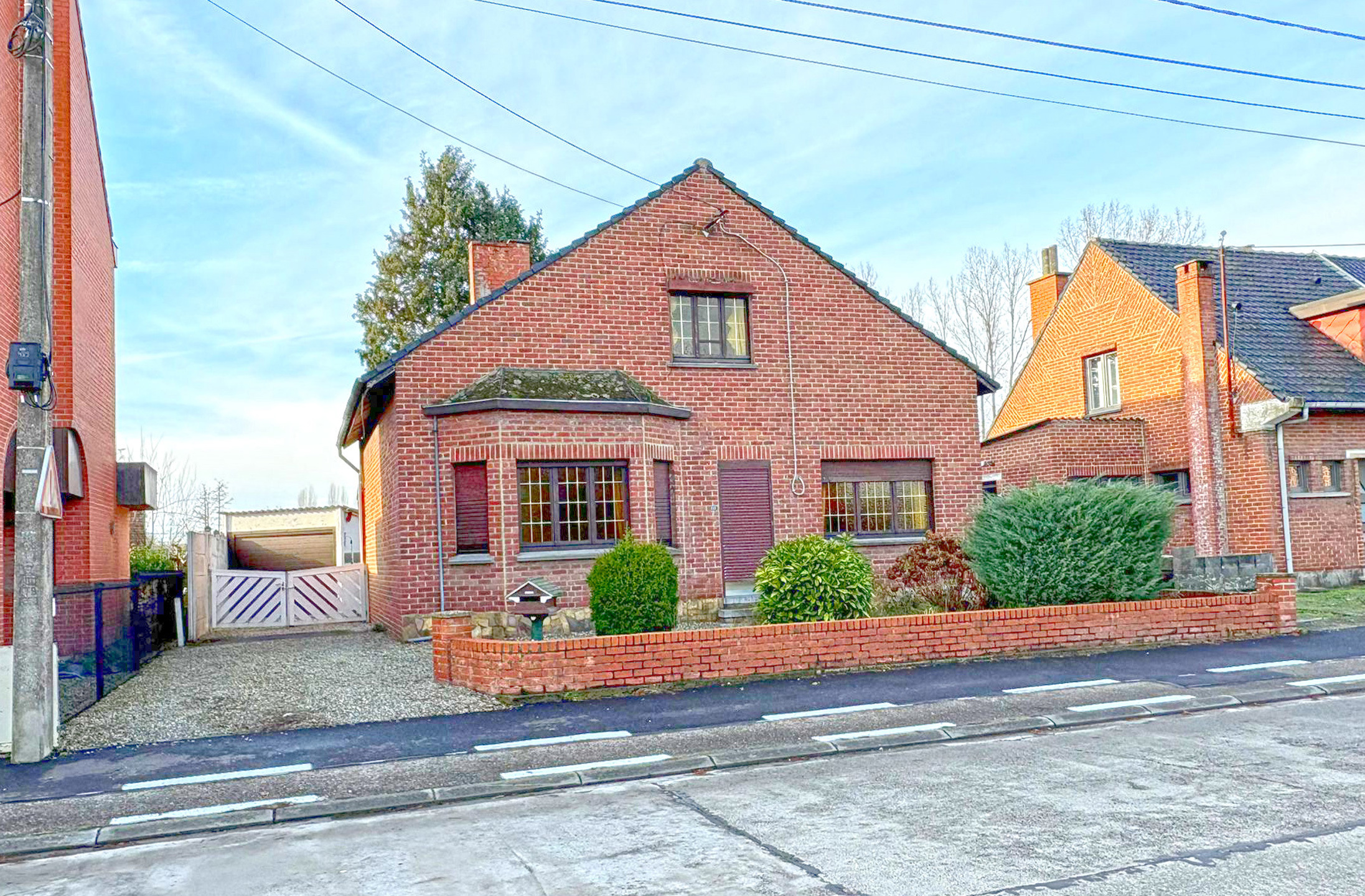 Villa 4 Fa�ades � moderniser
