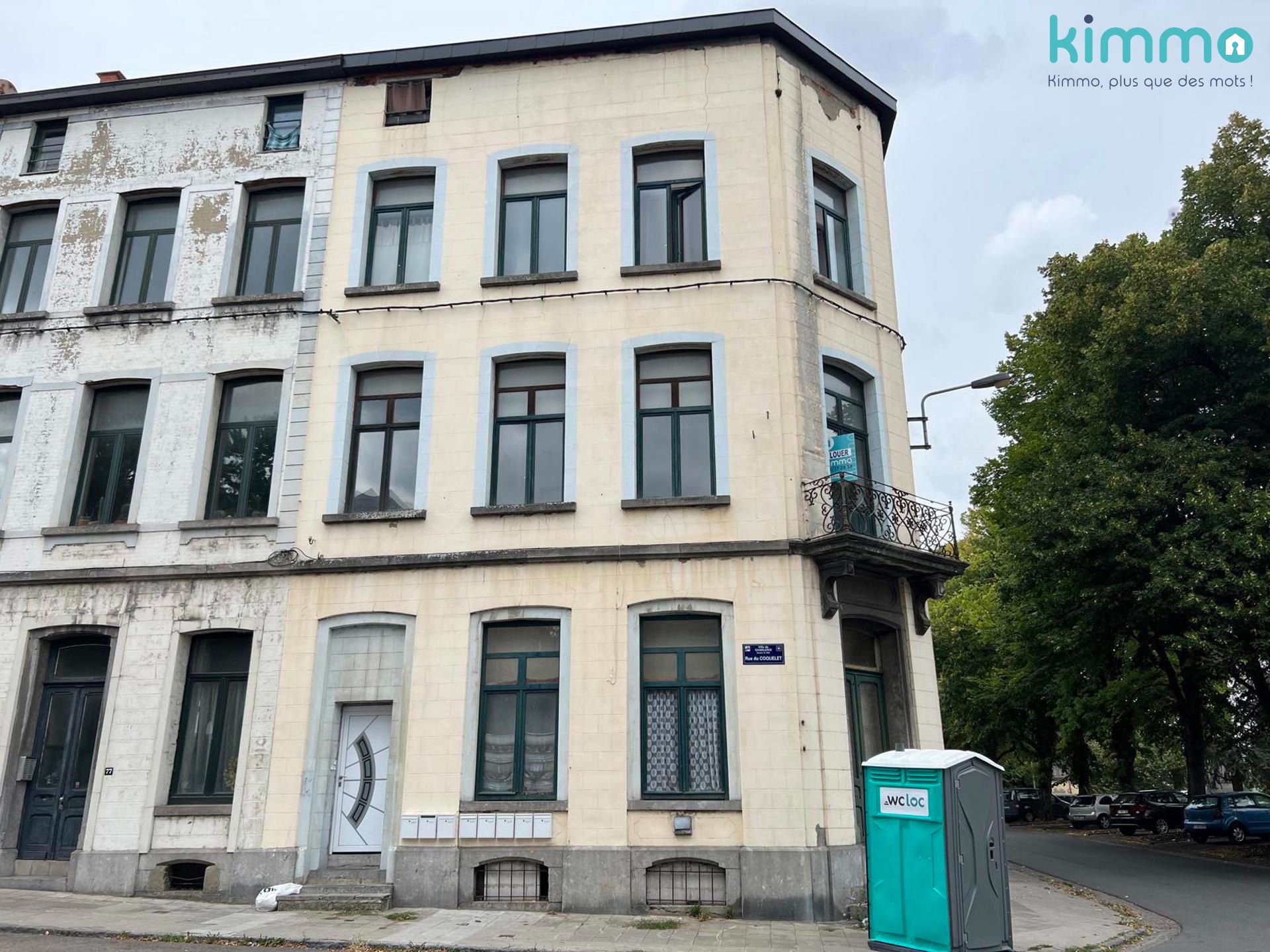 IMMEUBLE DE RAPPORT - 8 LOGEMENTS - EN ORDRE D'URBANISME