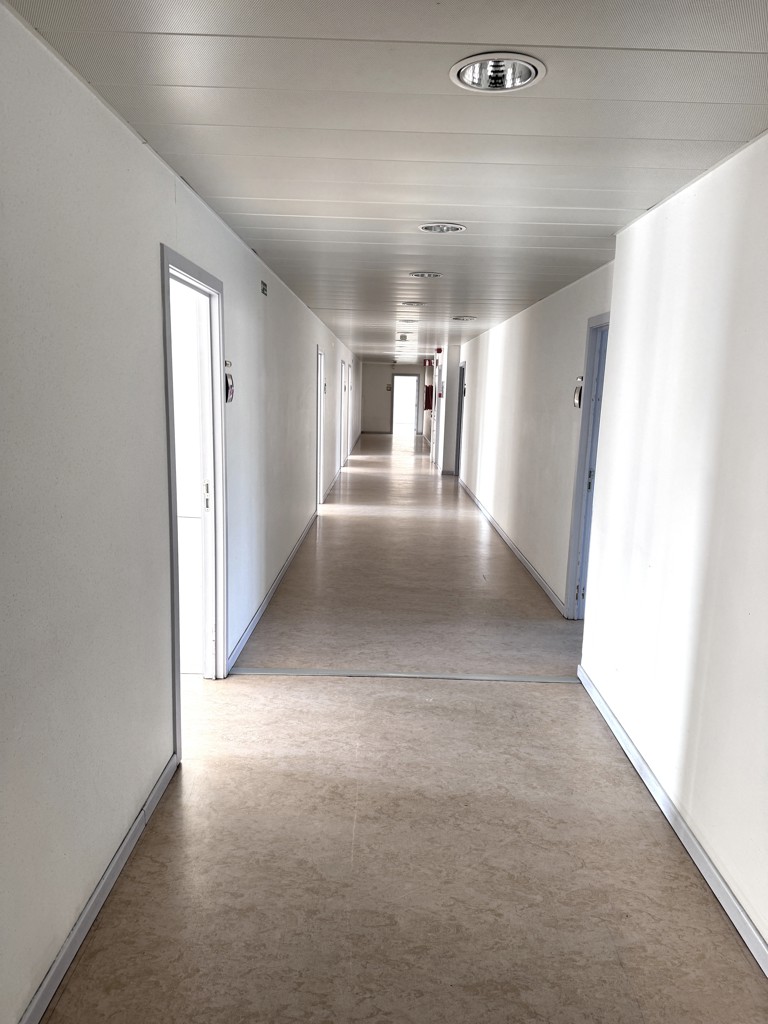 A LOUER - BUREAUX & COMMERCES - LIEGE