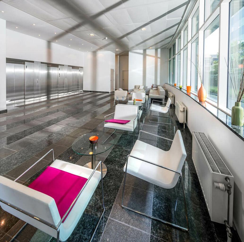 Kantoorgebouw te huur <br> 2600 - Berchem