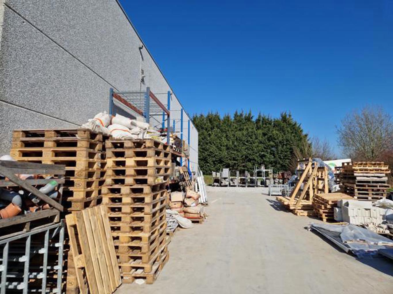 Kantoren & magazijn te huur <br> 5380 - Fernelmont