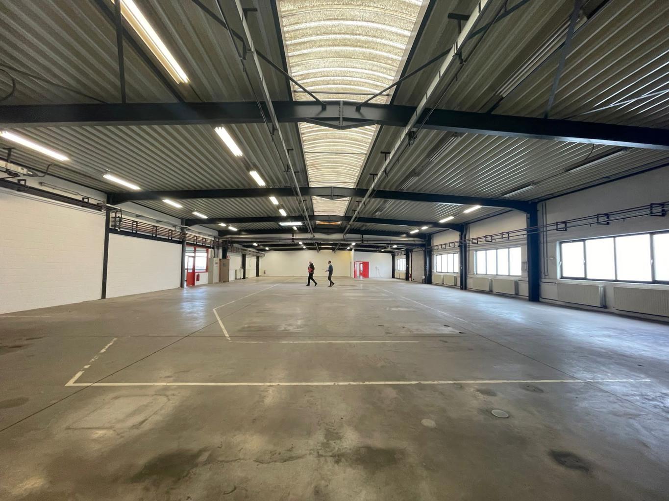 Immeuble semi-industriel à louer à Nivelles