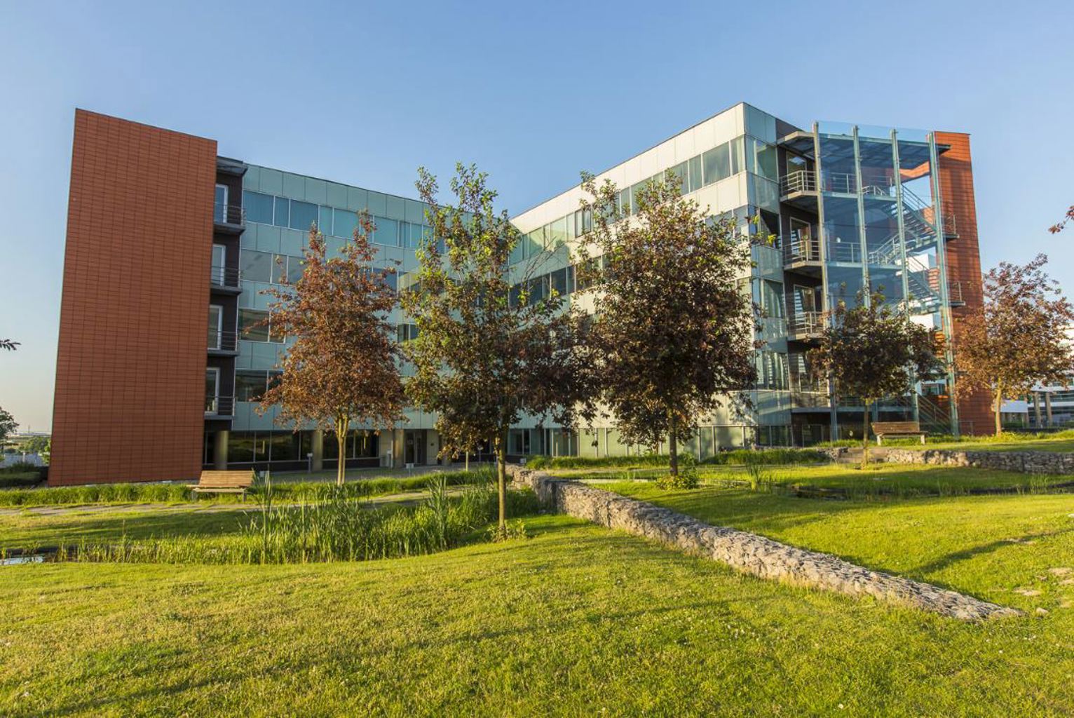 A LOEUR - BUREAUX - MACHELEN