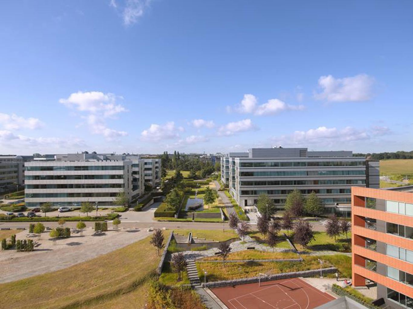 TO LET - OFFICES - MACHELEN