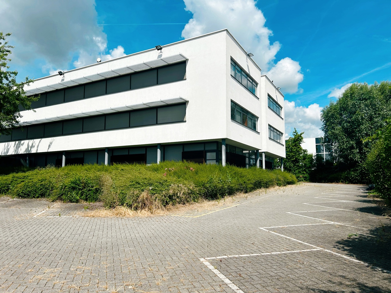 FOR SALE - DILBEEK - OFFICES