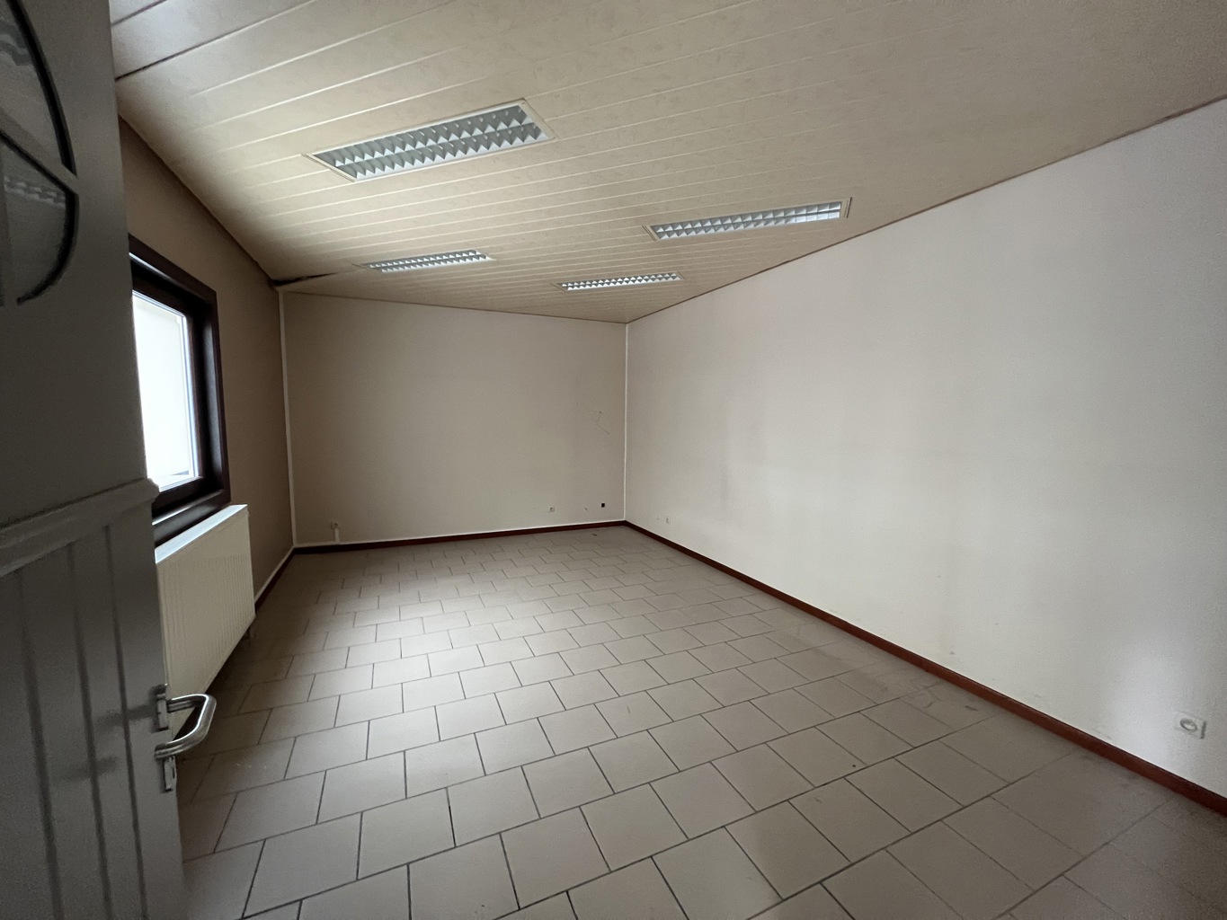 Industrieel gebouw te huur <br> 5020 - Namur