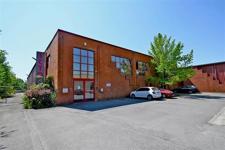 A LOUER - P.A.E Jumet - immeuble industriel