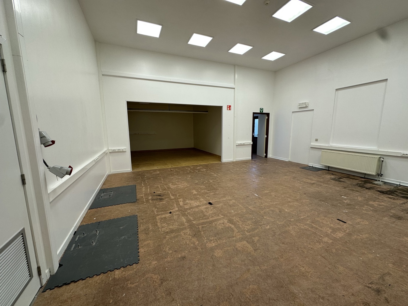 Industrieel gebouw te huur <br> 1400 - Nivelles