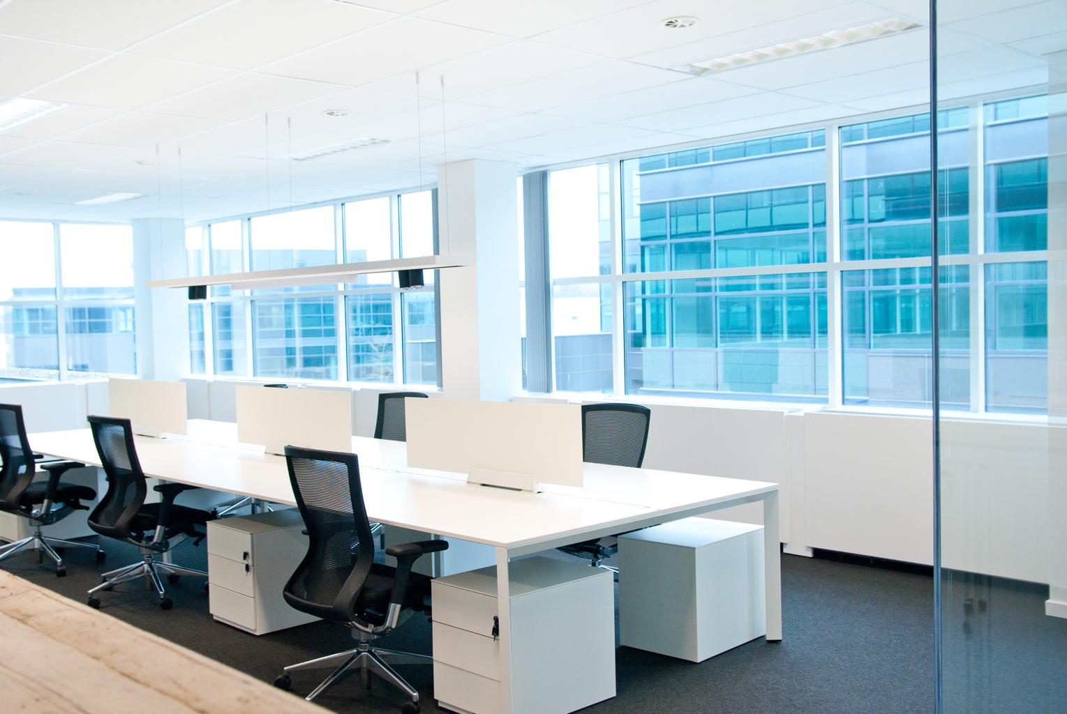 A LOUER - BUREAUX - VILVOORDE