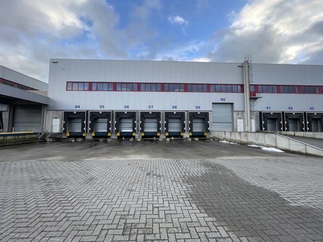 Entrepôt à louer <br> 3600 - Genk