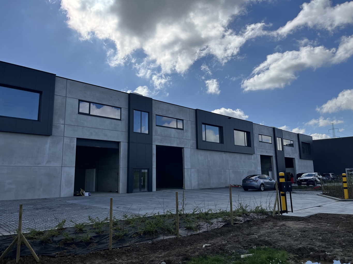 Sme-unit for rent <br> 1480 - Tubize Saintes
