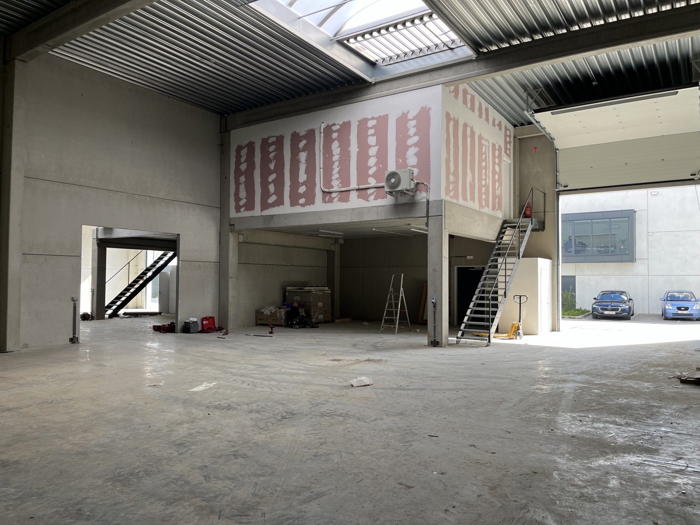 Sme-unit for rent <br> 1480 - Tubize Saintes