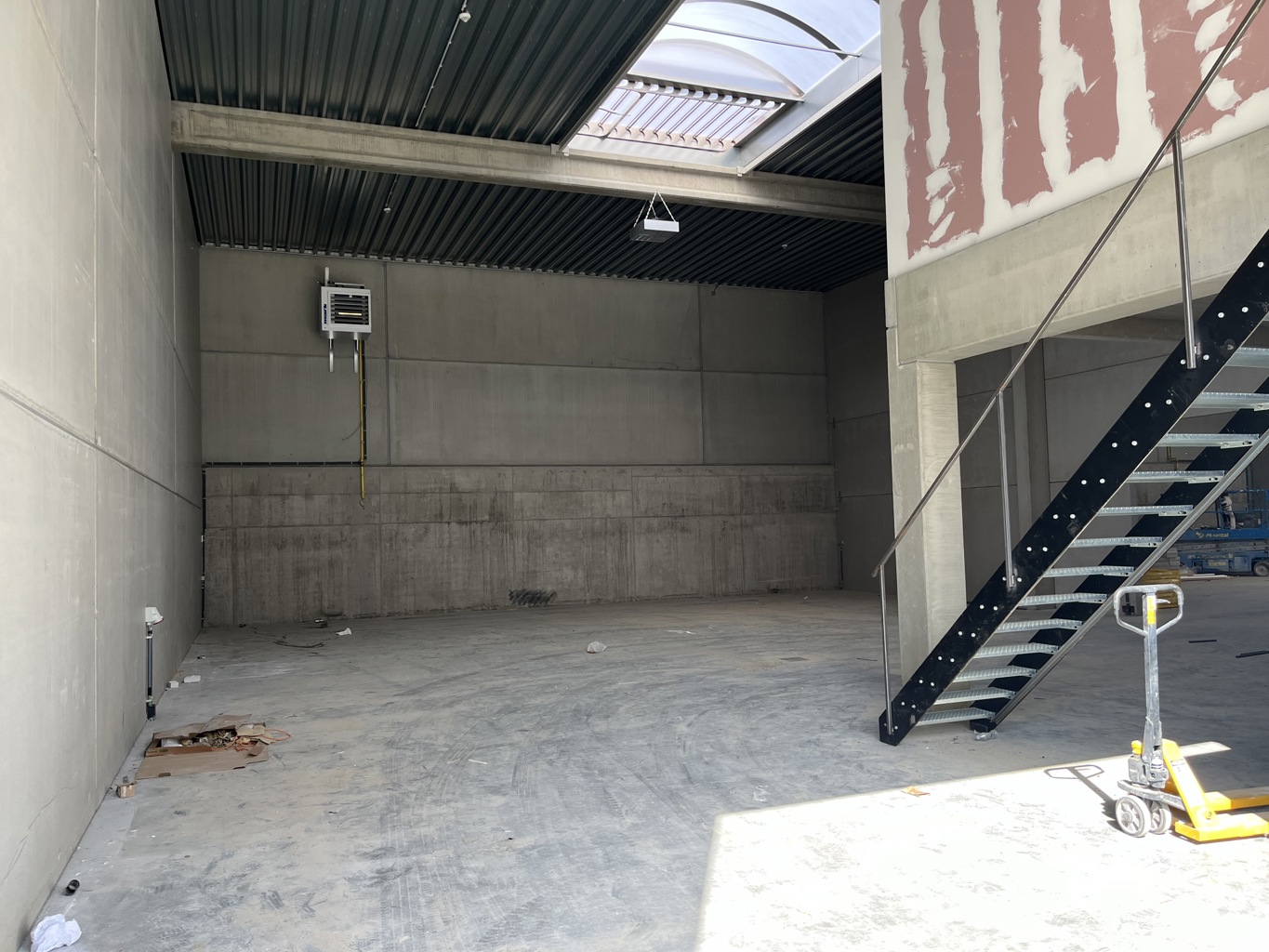 Sme-unit for rent <br> 1480 - Tubize Saintes