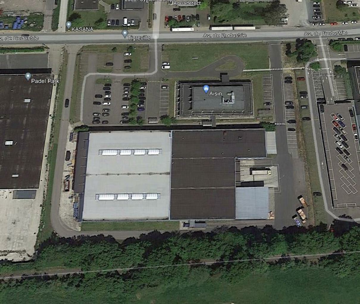 A LOUER - WAUTHIER-BRAINE - IMMEUBLE INDUSTRIEL