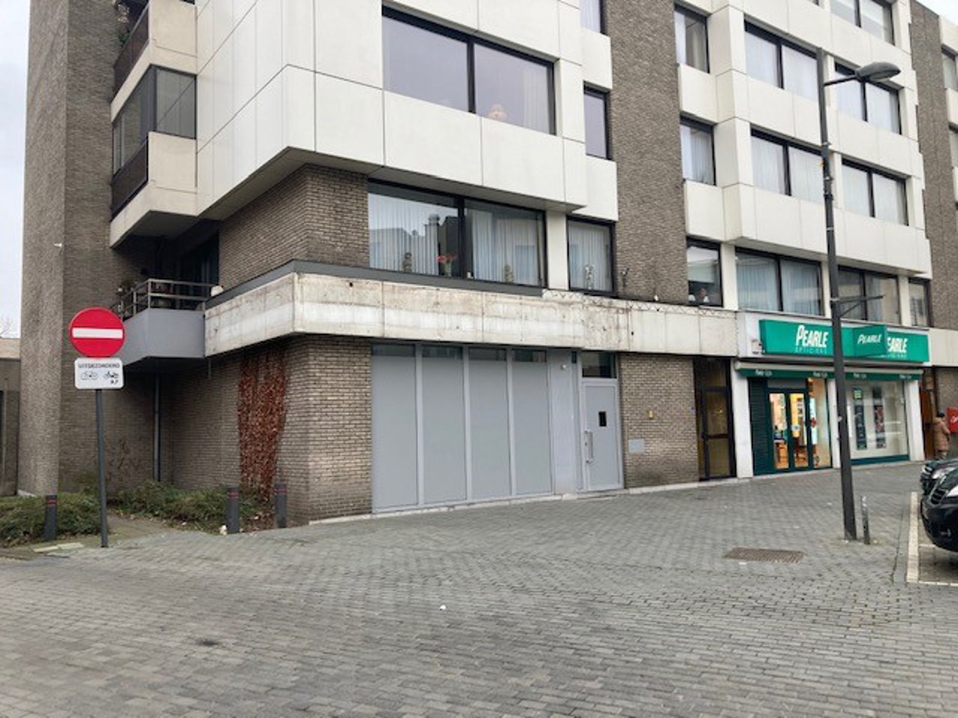 TE KOOP - KANTOREN / COMMERCIELE HANDELSRUIMTE - MOL