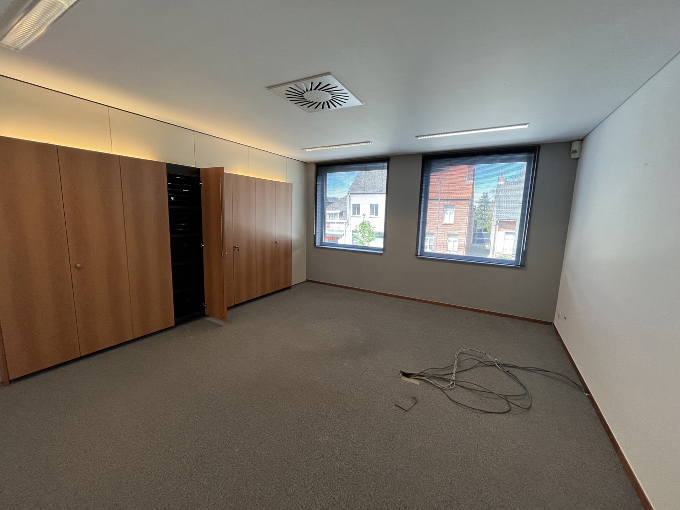 FOR SALE - INVESTMENT PROPERTY - STABROEK // ANTWERPEN