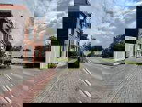 TE KOOP - KANTOREN/COMMERCIELE HANDELSRUIMTE - BRUGGE