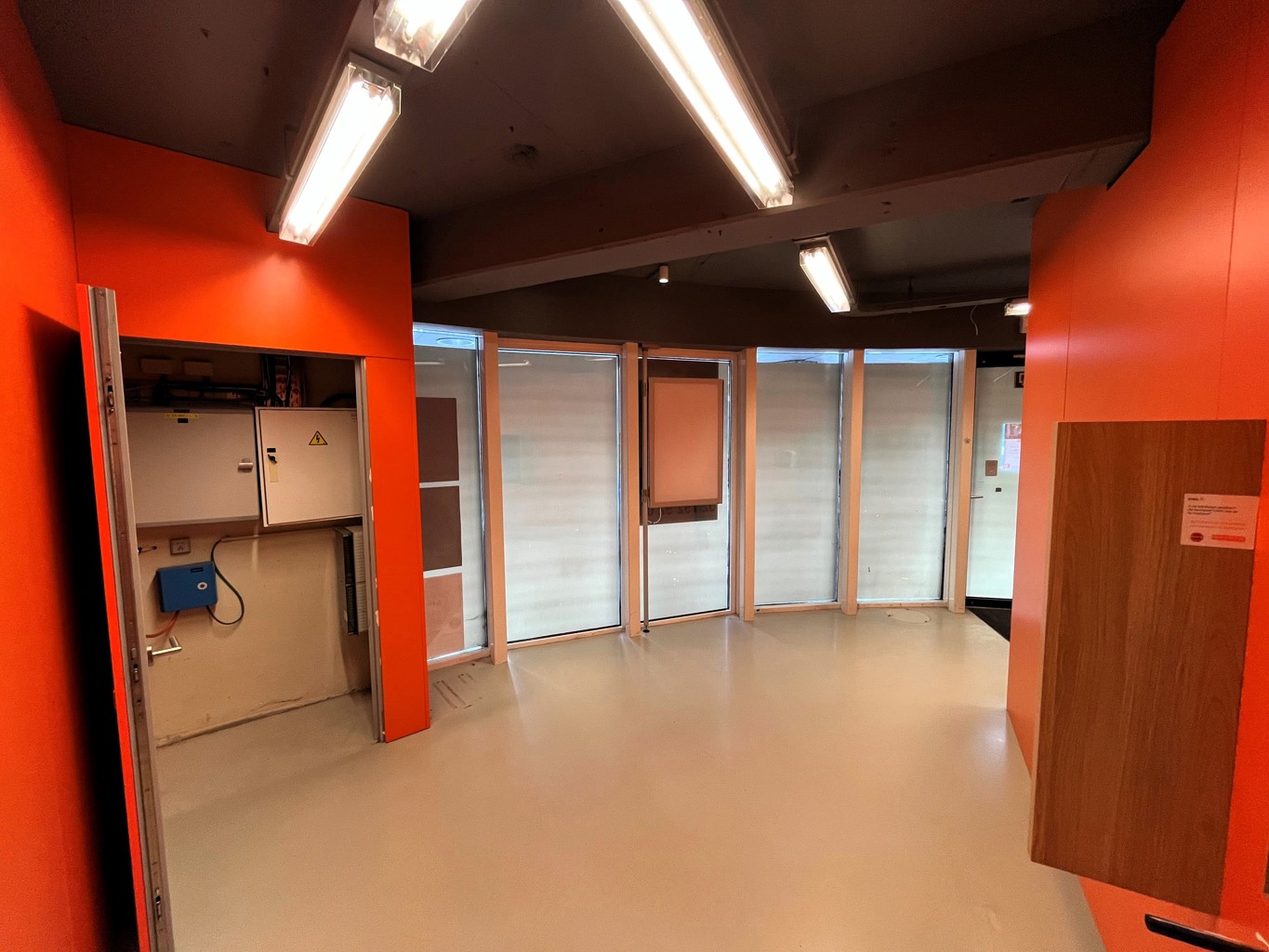 A VENDRE - ESPACE COMMERCIAL - LOUVAIN