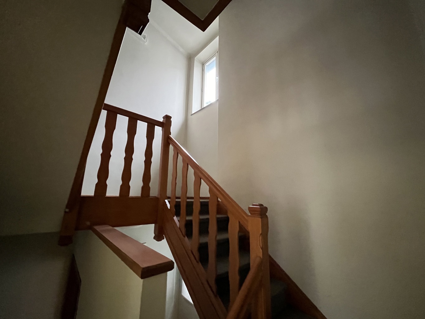 A VENDRE - BUREAUX / ESPACE COMMERCIAL - BOUILLON