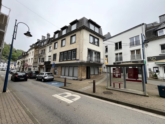 Commerce individuel à vendre <br> 6830 - Bouillon