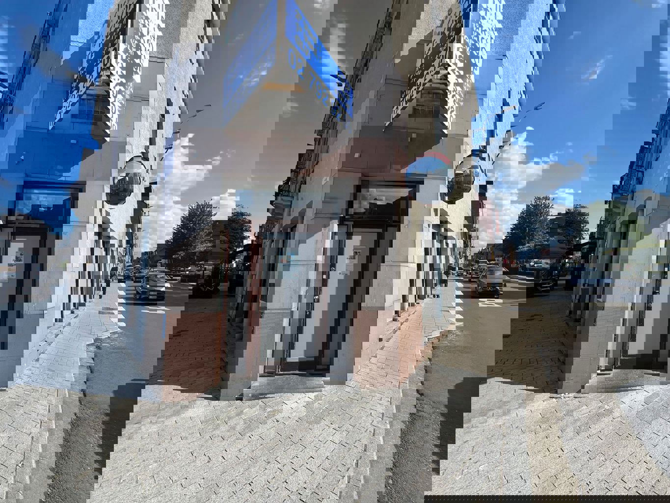 A VENDRE-BUREAU/ESPACE-COMMERCIAL-LEDE