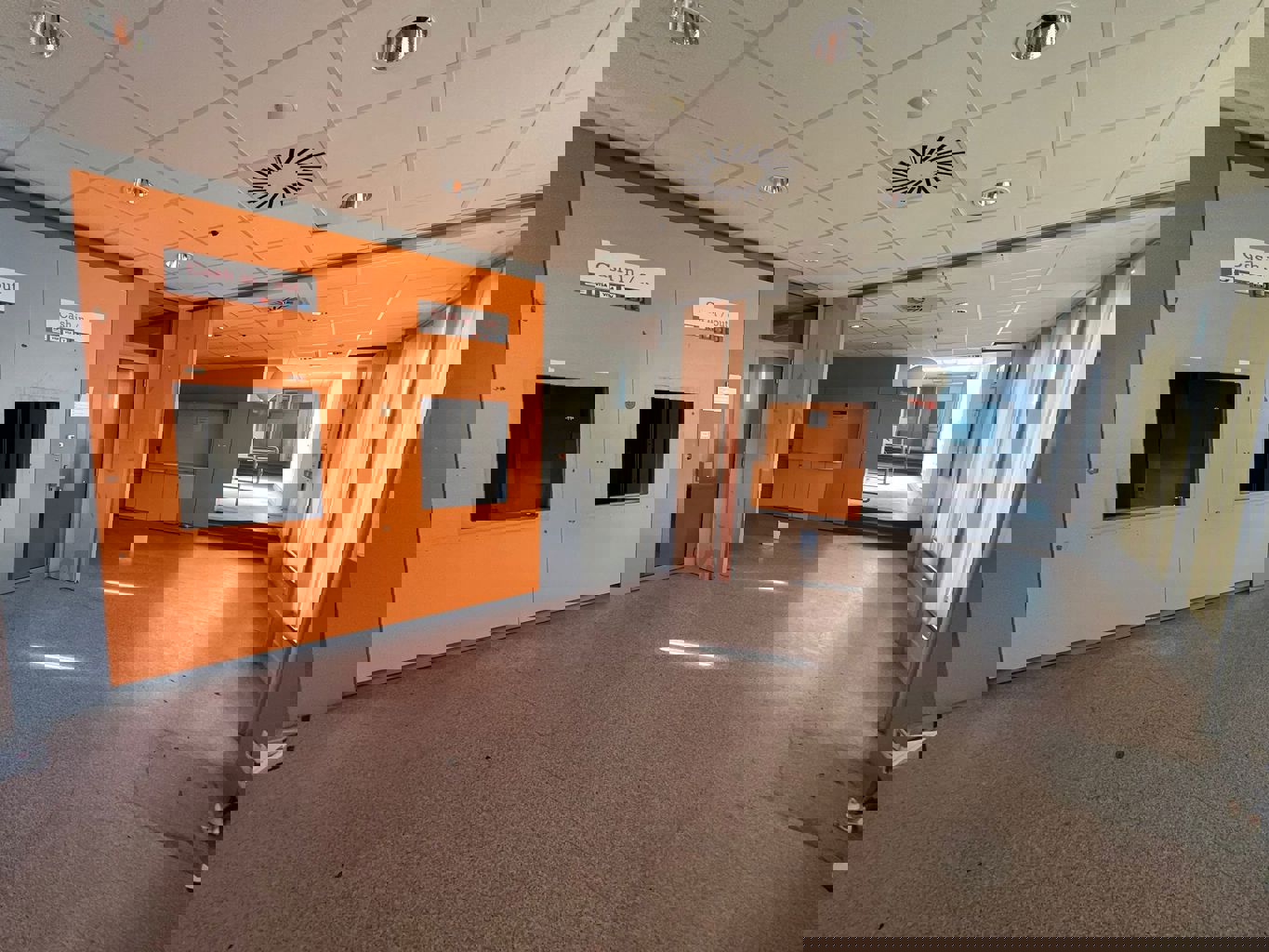 A VENDRE-BUREAU/ESPACE-COMMERCIAL-LEDE