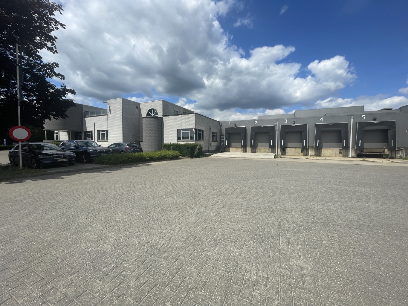 À VENDRE IMMEUBLE INDUSTRIEL HEUSDEN-ZOLDER