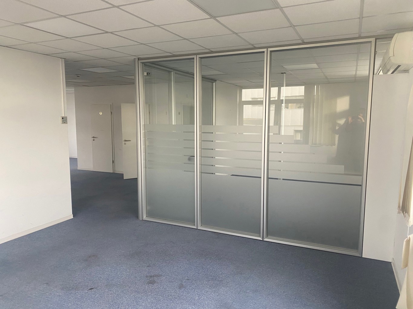 A LOUER - NIVELLES - BUREAUX