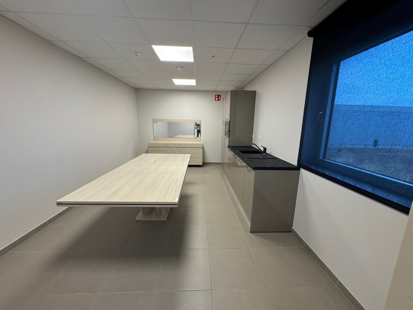 Industrieel gebouw te huur <br> 1400 - Nivelles