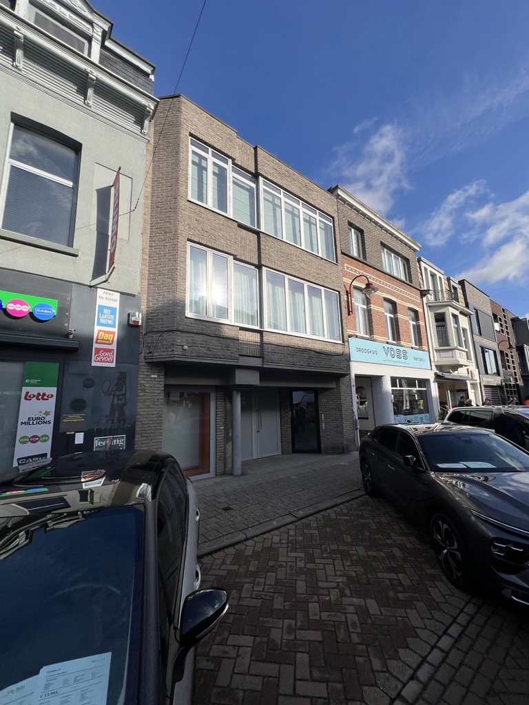 A VENDRE - BUREAUX / ESPACE COMMERCIAL - BOECHOUT