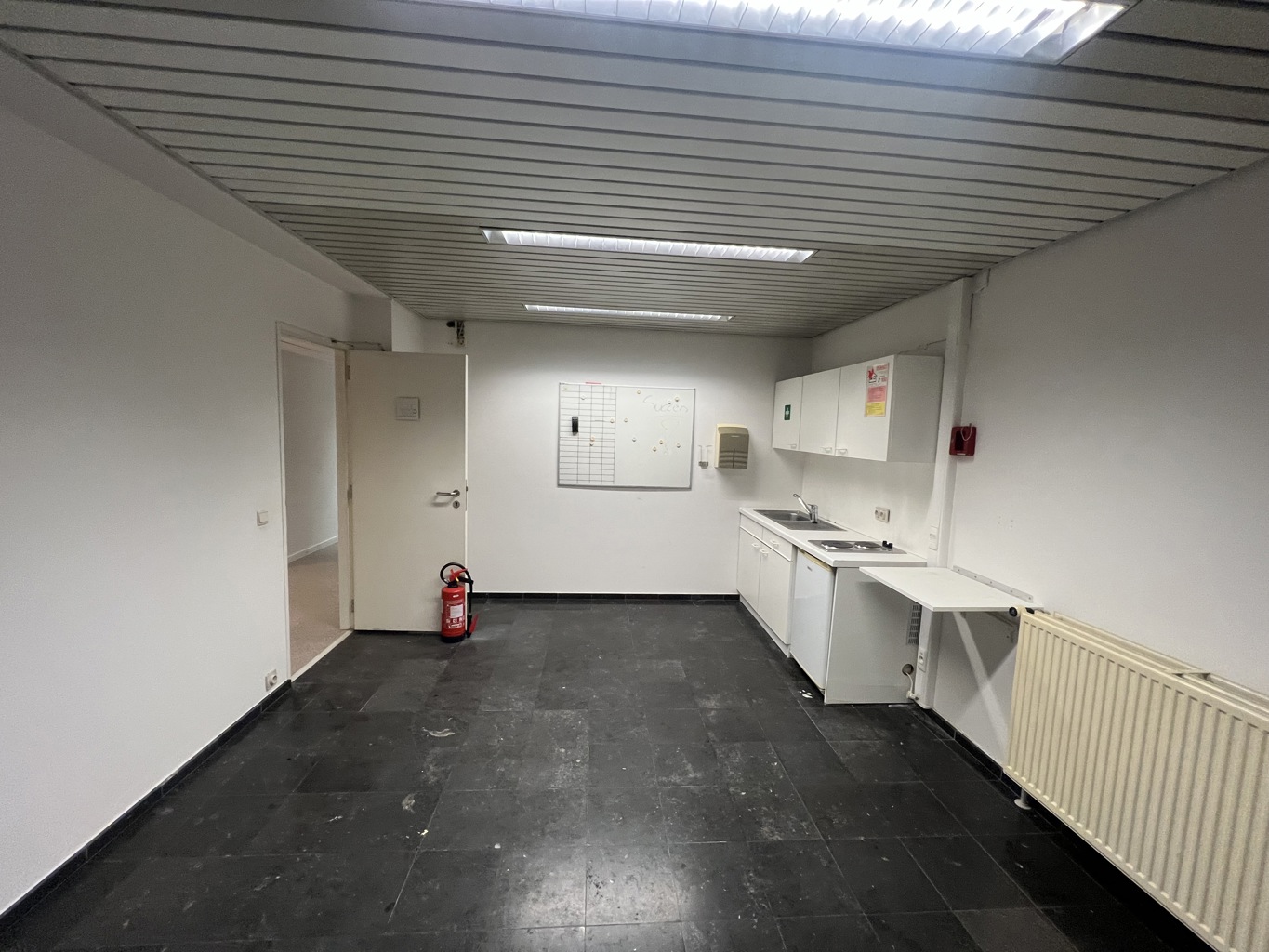 TO SEL - OFFICE / COMMECIAL SPACE - WERVIK